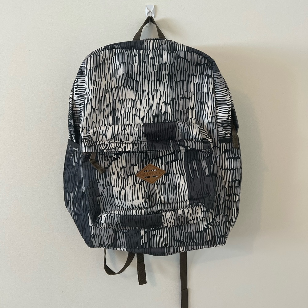 *NWOT* Merrell backpack